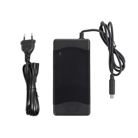 Încărcător pentru bateria trotinetei Xiaomi 5  - 1  