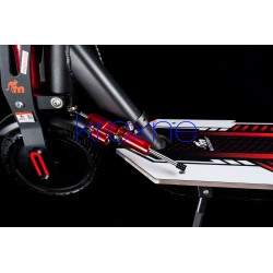 Monorim SUV S1 - мощность до 1000 Вт, аккумулятор 20000 мАч или 32000 мАч и скорость 60 км/ч со всеми дополнительными функциями.